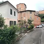 To Dream In Apartman